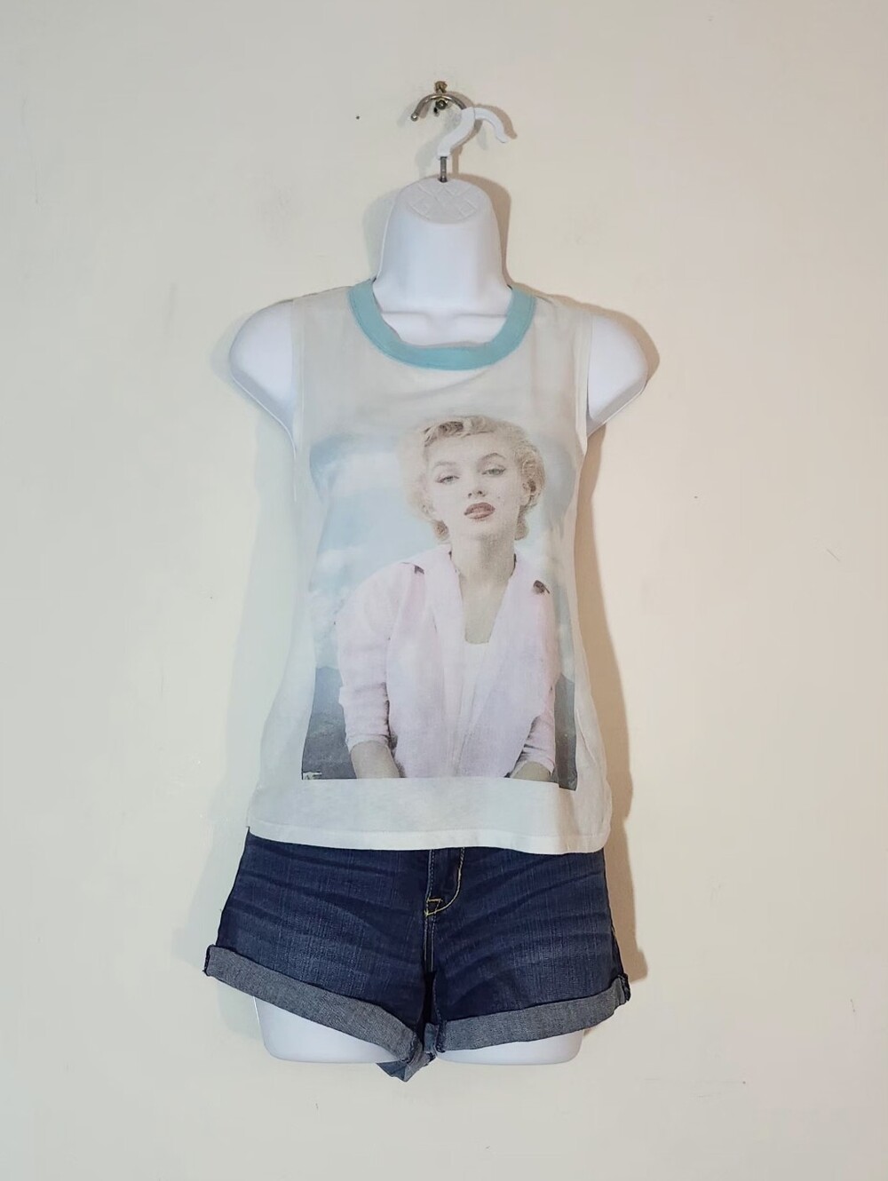 Marilyn Monroe Sleeveless Graphic Ringer Tank Top  Size S – White/Multicolor